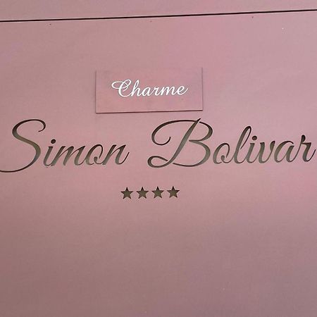 Charme Simon Bolivar Noto Exterior photo